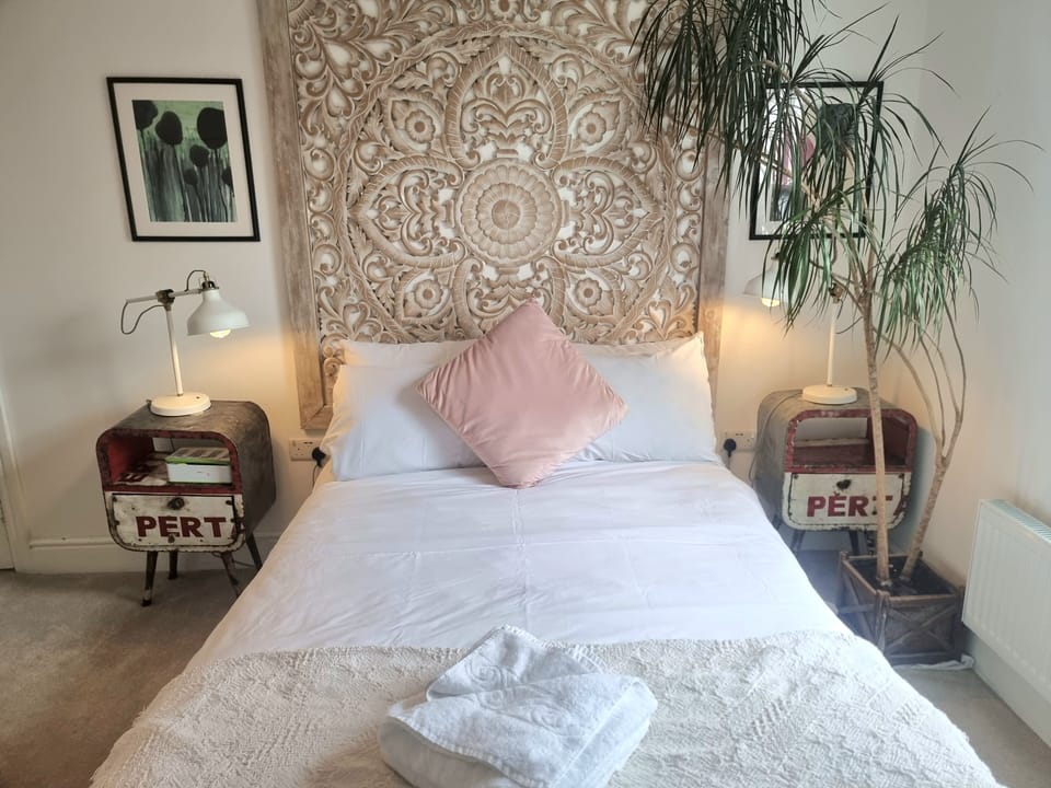 Stylish 2bed 2bath 8min to LondonBridge Apartment in London Borough of Lewisham