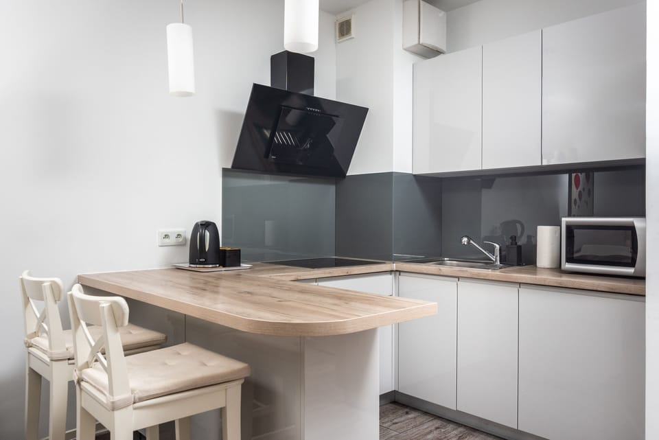 7. Blossom - Old Town Residence | Private kitchen | Mini-fridge, coffee/tea maker, electric kettle, cookware/dishes/utensils
