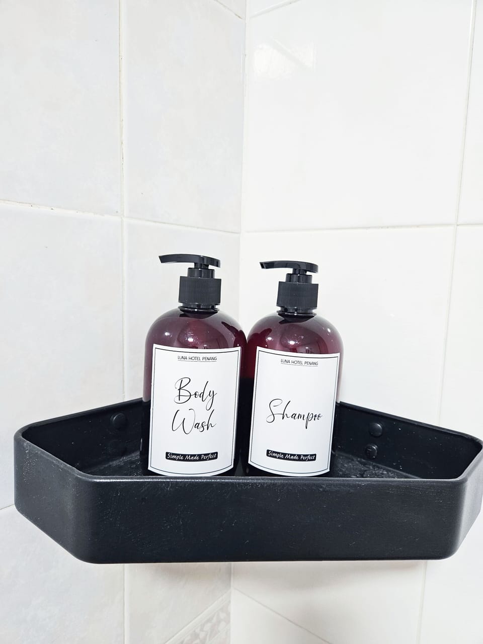 Superior Double Room | Bathroom | Free toiletries, hair dryer, bidet, towels