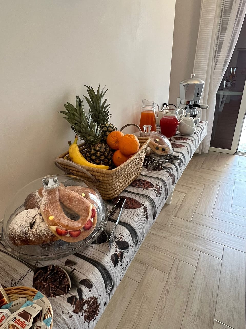 Free daily buffet breakfast