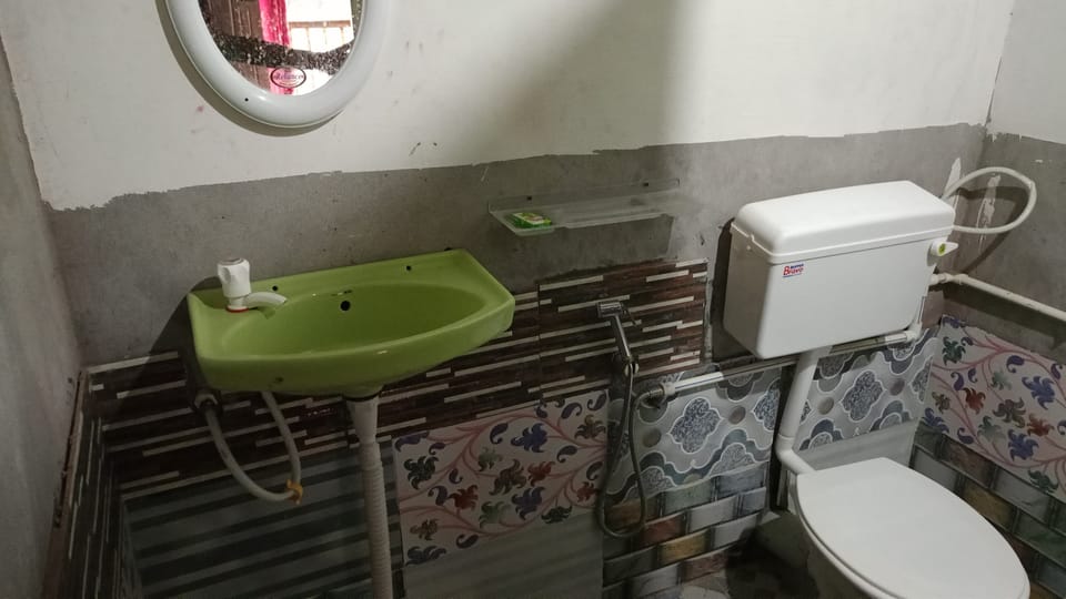 Traditional Cottage | Bathroom