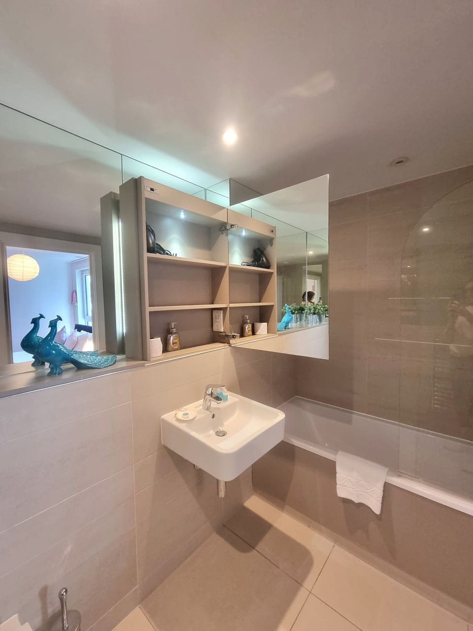 2-bed 2-bath Greenwich Apartment with balcony & lift Apartment in London Borough of Lewisham