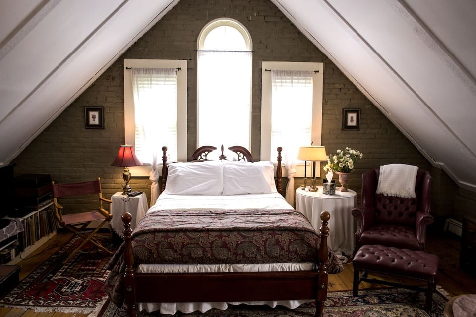 John Schneider Suite (1 Queen Bed, Private Bathroom) | View from room