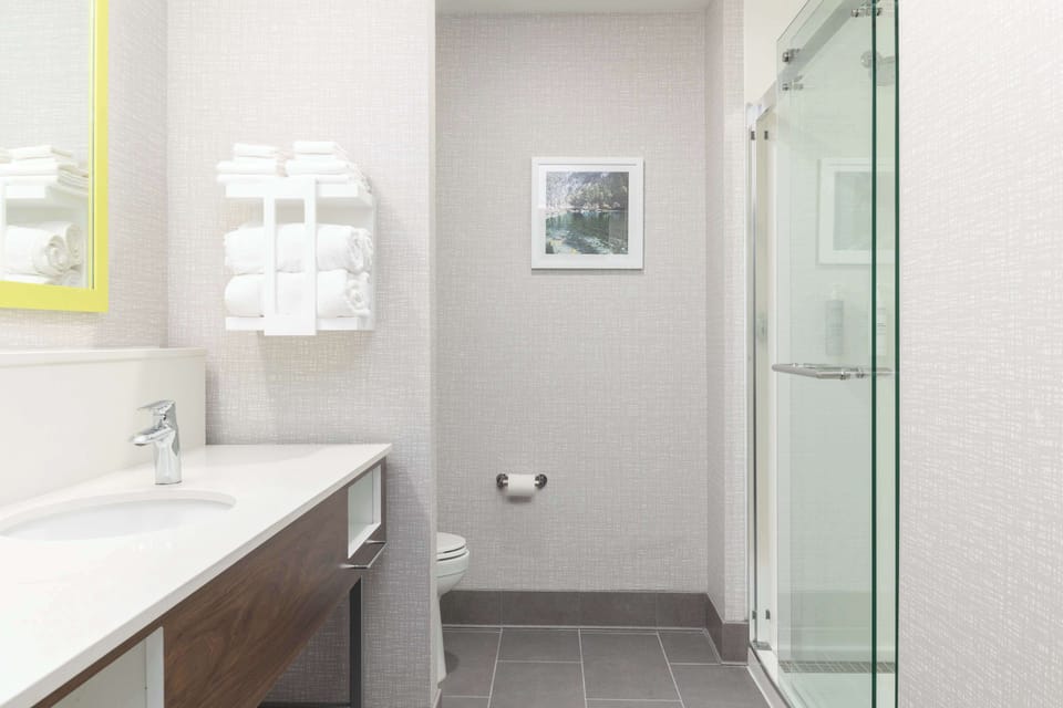 Bathroom shower