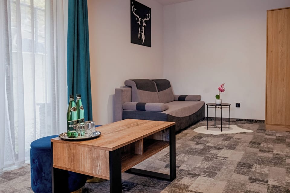 Pokoj 4-osobowy z tarasem | 1 bedroom, WiFi (free), bed sheets