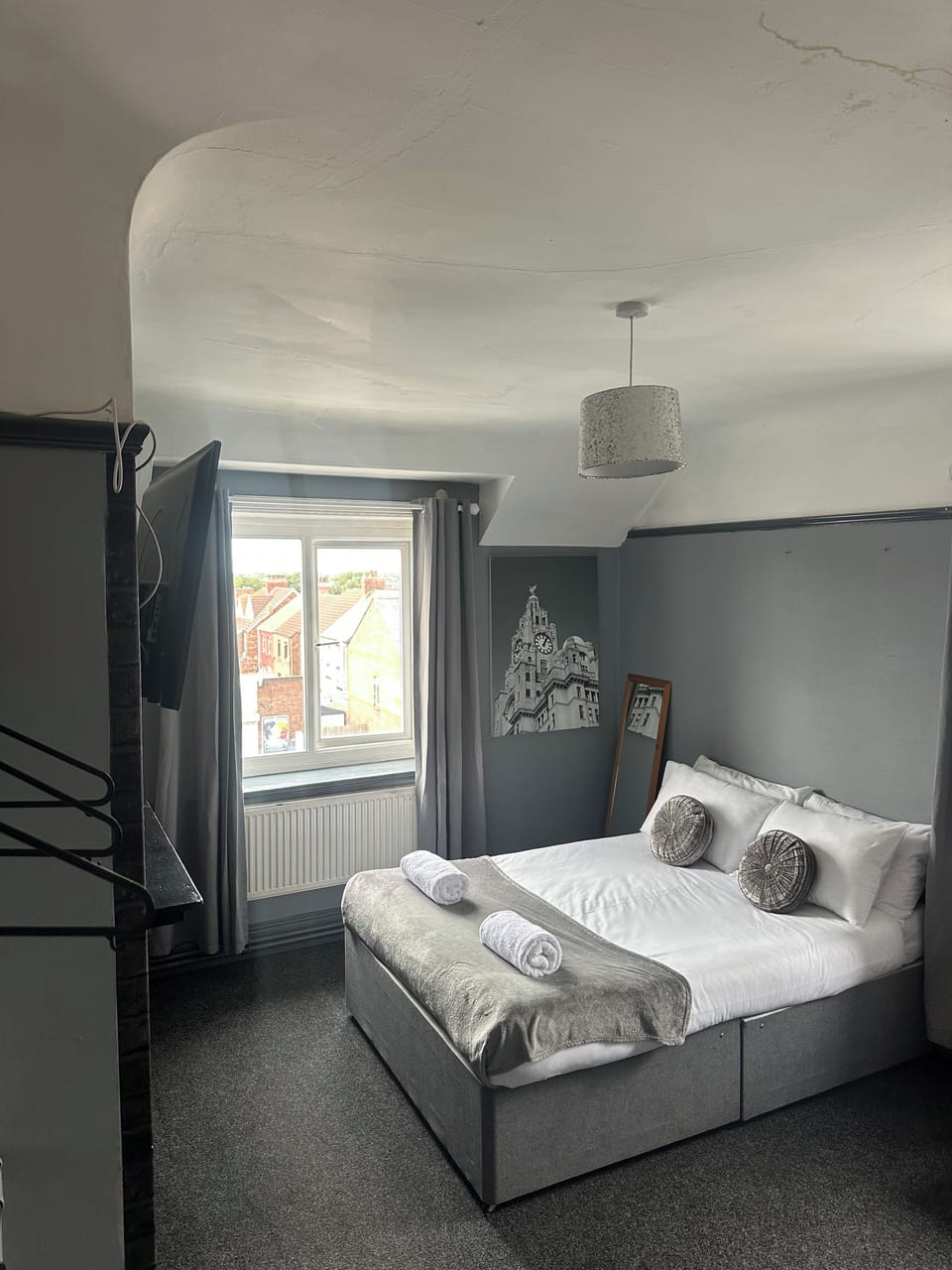 Twin Room, Shared Bathroom | Free WiFi, bed sheets