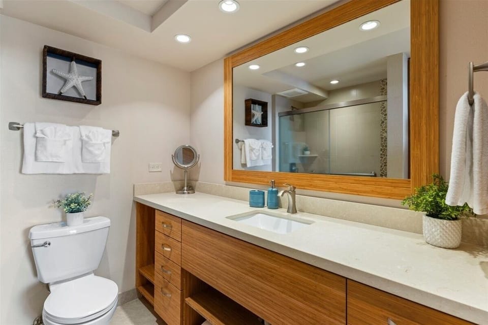 Mana Kai #303 2 Bedroom Condo Apartment in Wailea