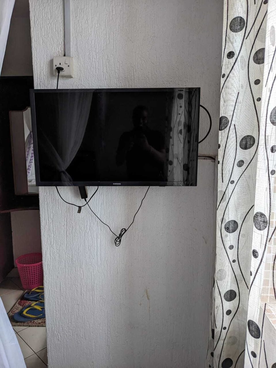Standard Room | Television