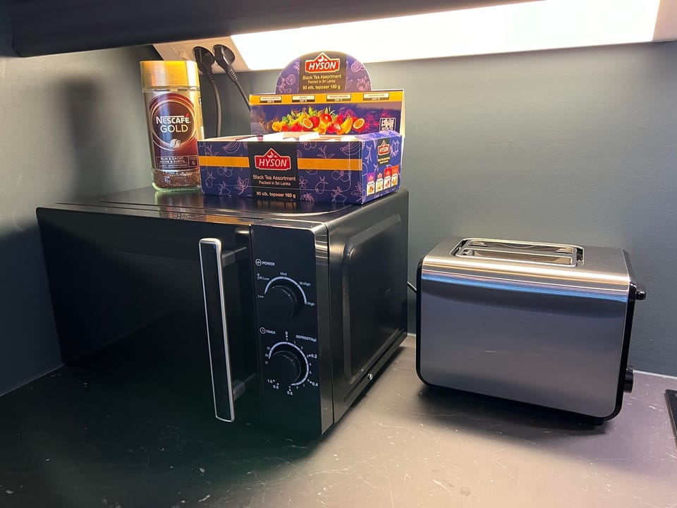 Deluxe Villa | Private kitchen | Electric kettle