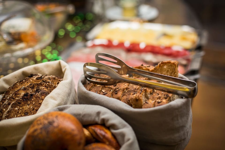 Daily buffet breakfast for a fee