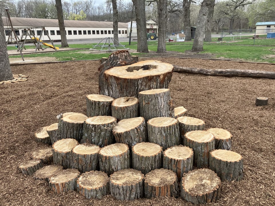 Children's play area - outdoor