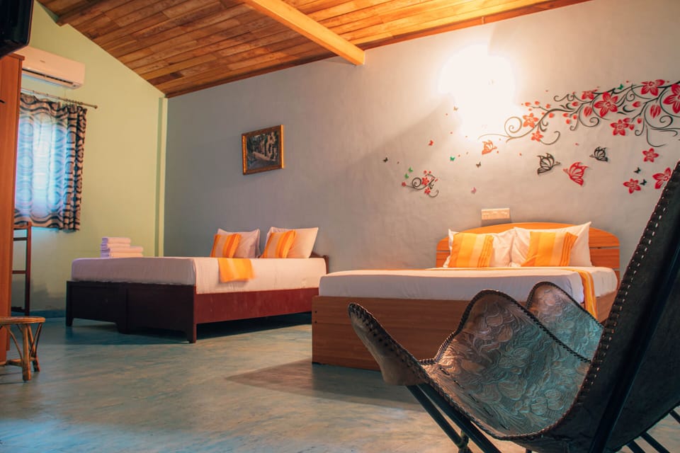 Chalet, Multiple Beds, Smoking, Garden View | Down comforters, free WiFi