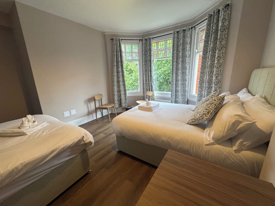 Family Quadruple Room | Egyptian cotton sheets, premium bedding, desk, laptop workspace