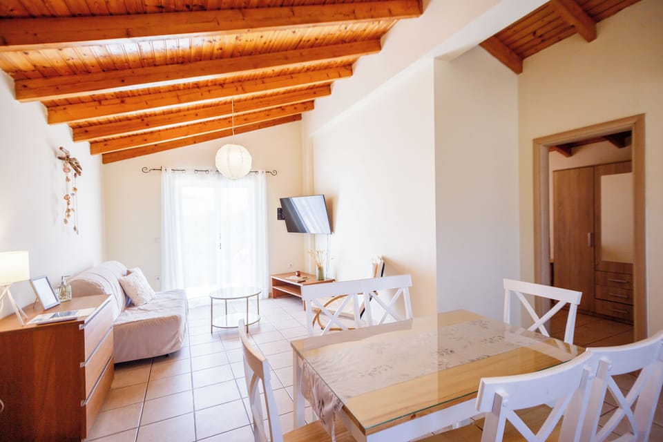 Thetis Bed and Breakfast in Alikanas