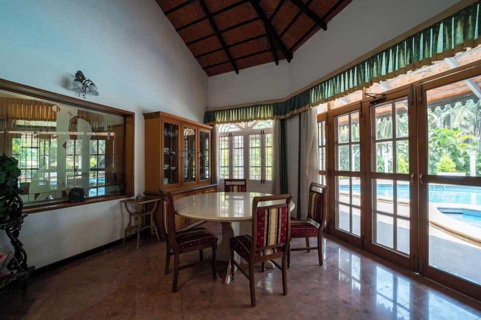 Bougain Villa - Executive Villa | In-room dining