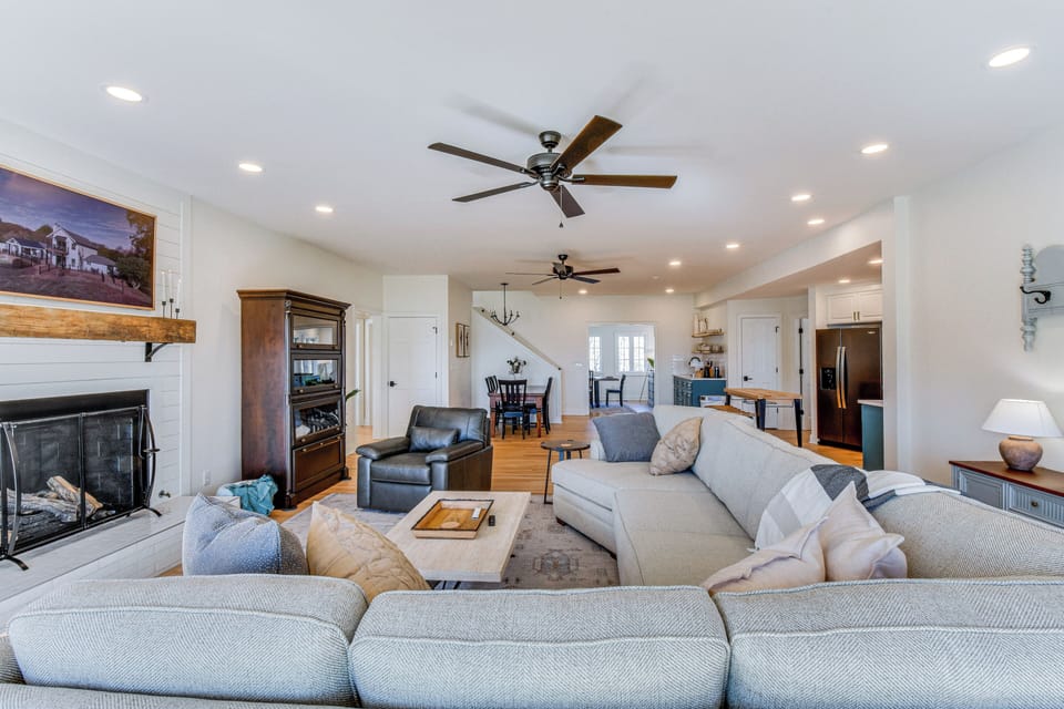 House (3 Bedrooms) | Interior