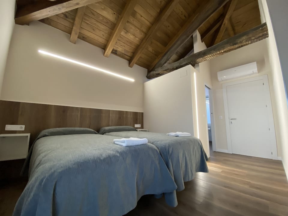 Standard Twin Room | Free WiFi