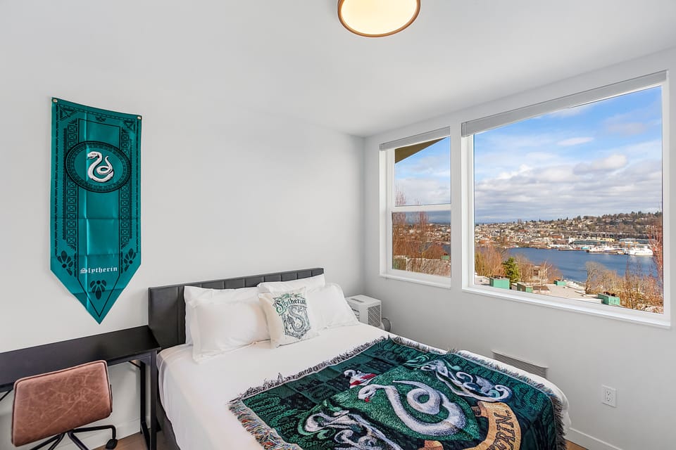 City Room | 1 bedroom, iron/ironing board, WiFi (free)