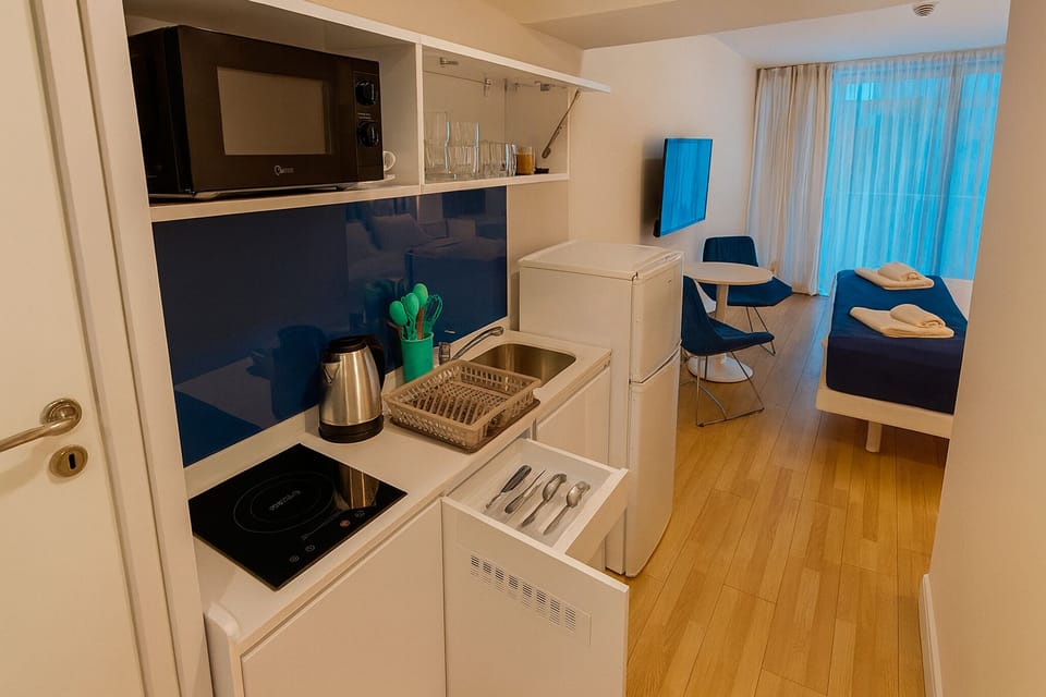 Private kitchenette