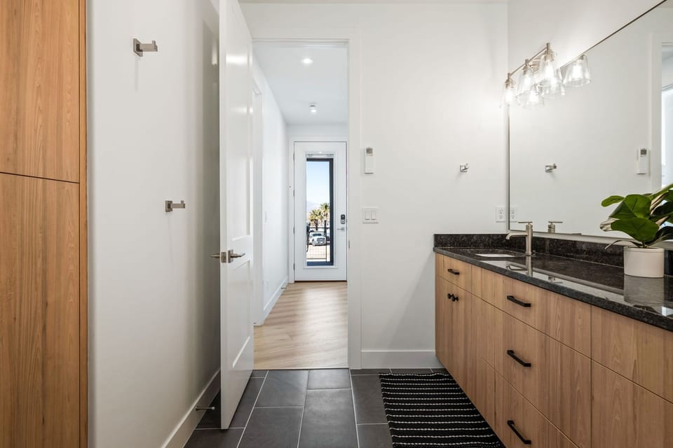 House, 6 Bedrooms | Interior