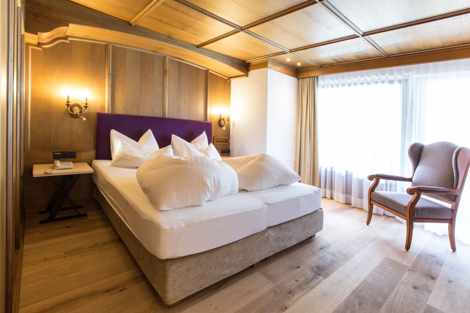 Standard Double Room, Balcony (Authentic) | Premium bedding, minibar, in-room safe, soundproofing