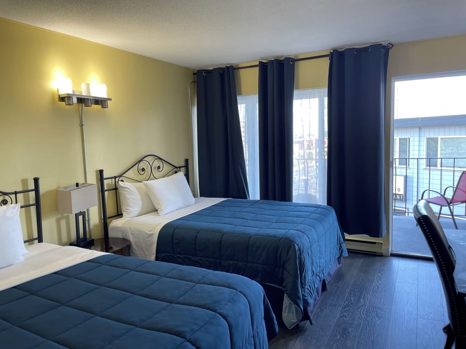 Two Queen Room | Bed sheets