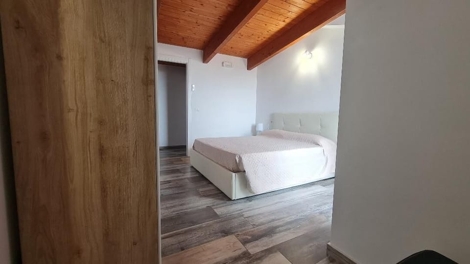 Panoramic Room, 1 Double Bed | WiFi (free), bed sheets