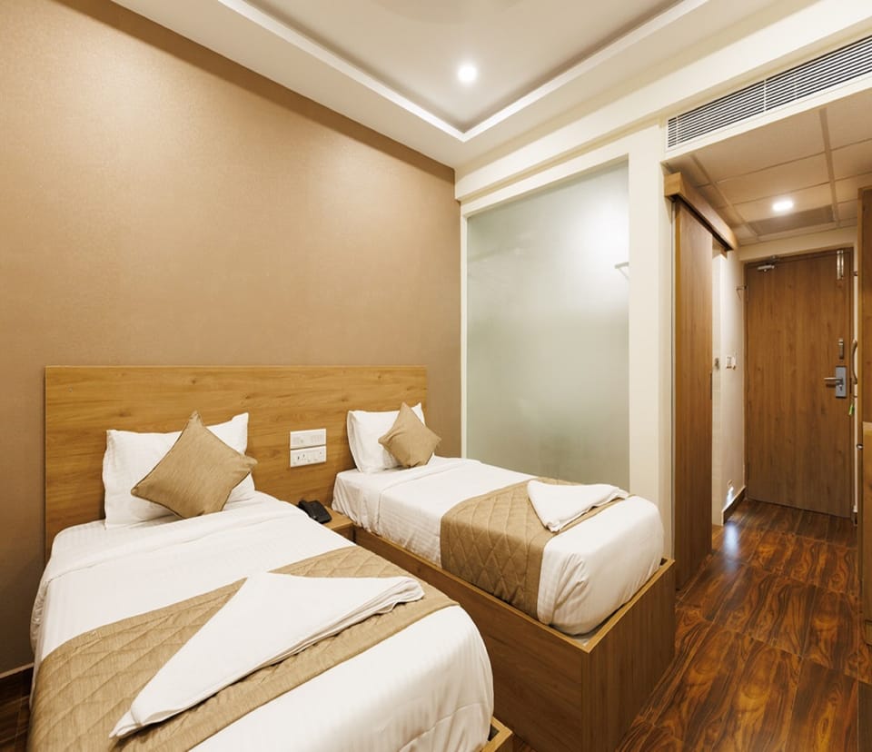 Egyptian cotton sheets, premium bedding, desk, soundproofing