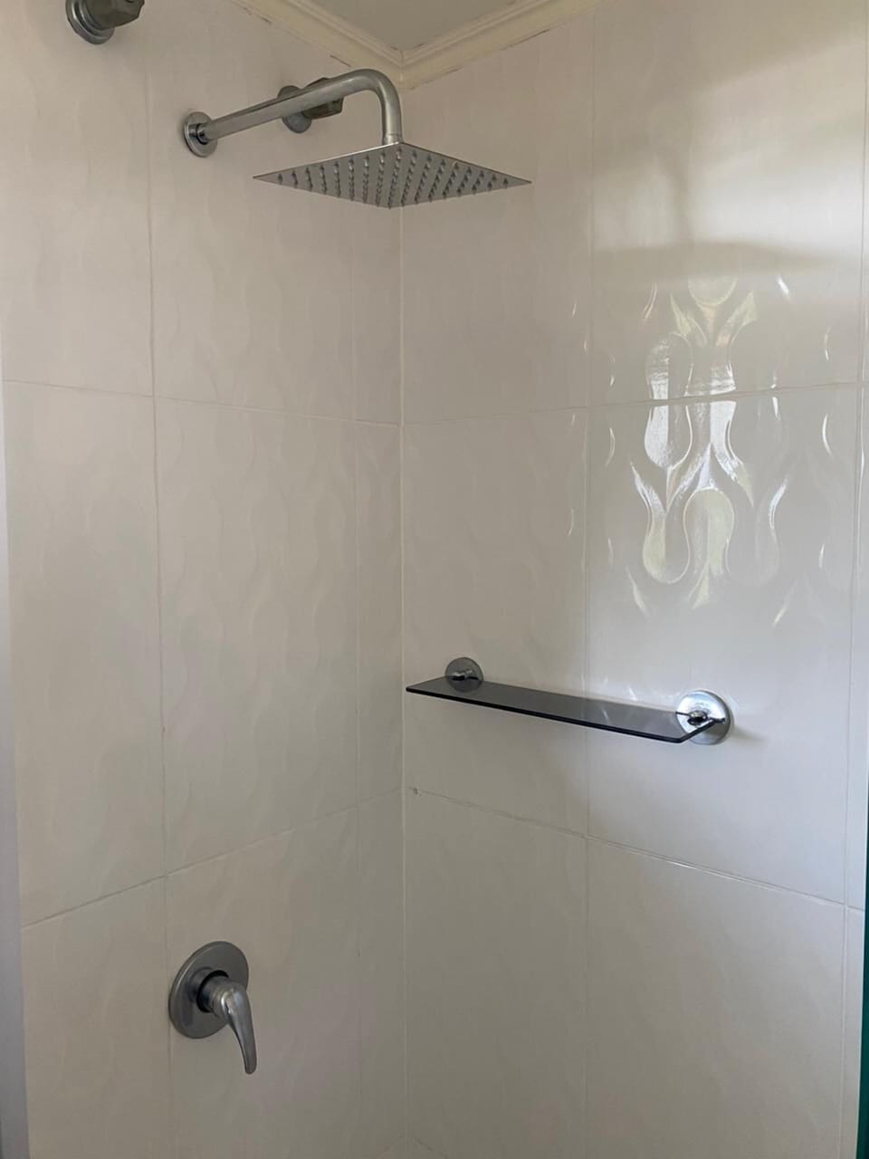 Superior Double Room | Bathroom | Shower, hair dryer, towels, soap