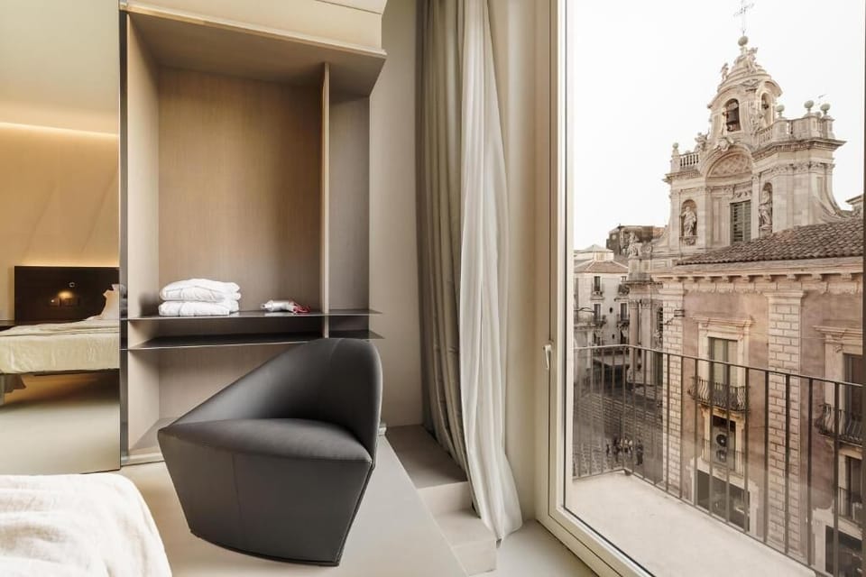 Panoramic Room | Premium bedding, down comforters, memory foam beds, minibar