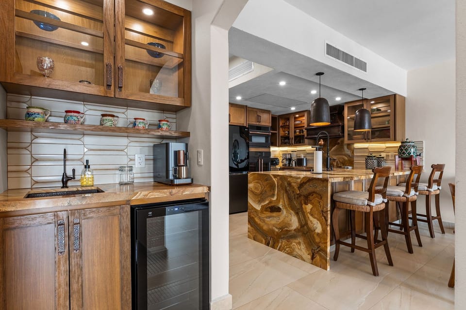 Apartment | Private kitchen | Full-size fridge, microwave, oven, dishwasher