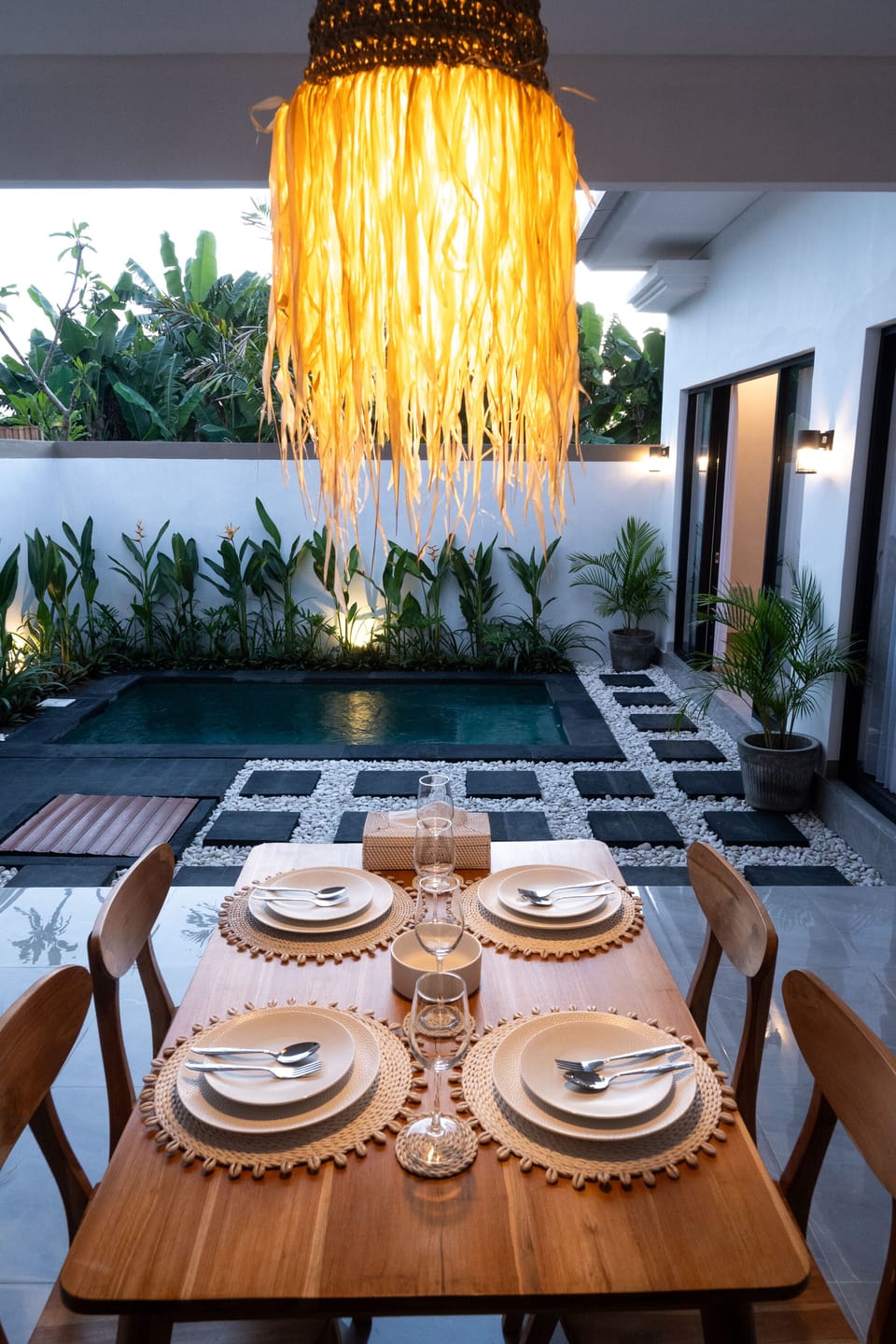 Villa | In-room dining