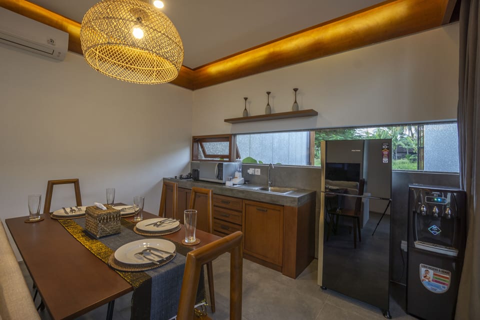 Deluxe Villa | Private kitchen | Fridge