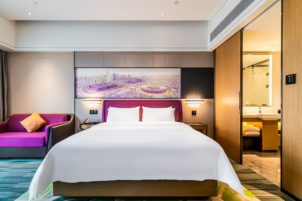 Business Single Room | Desk, laptop workspace, blackout drapes, free WiFi