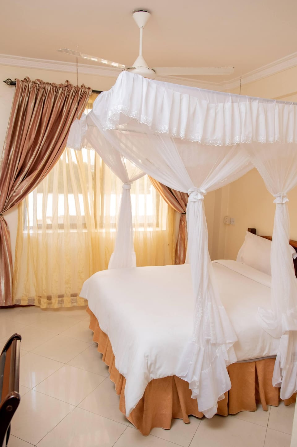 Economy Double Room | Desk, free WiFi