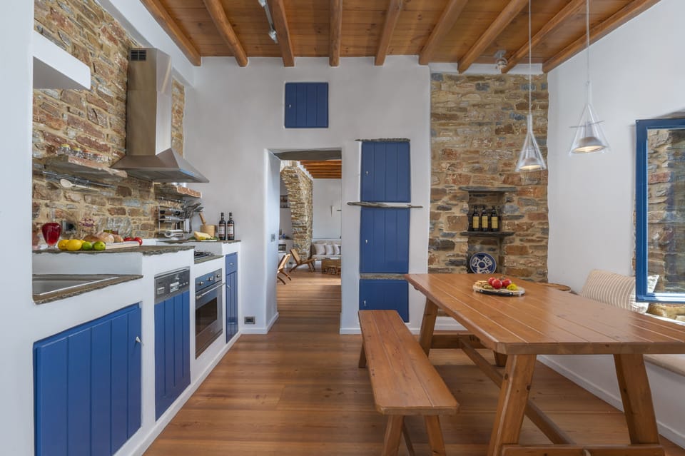 Villa, 2 Bedrooms | Private kitchen | Microwave, oven, stovetop, dishwasher