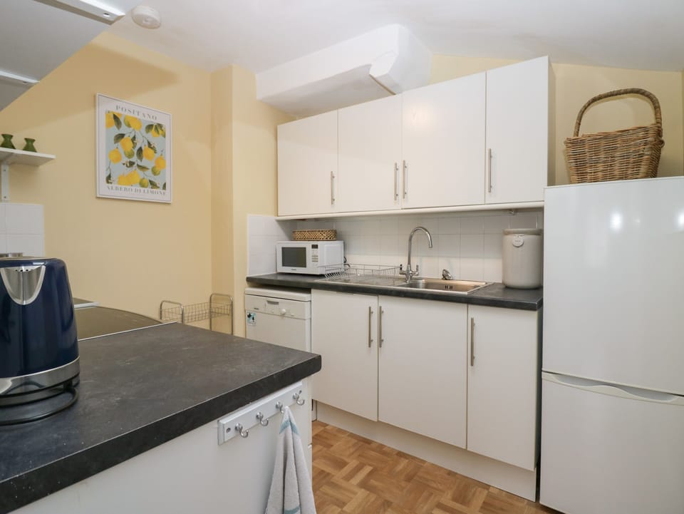 Fridge, dishwasher, electric kettle, toaster