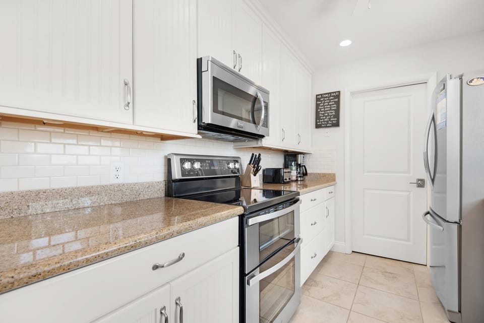 House, Multiple Beds (Makarios Beach Blu) | Private kitchen | Oven, toaster, paper towels