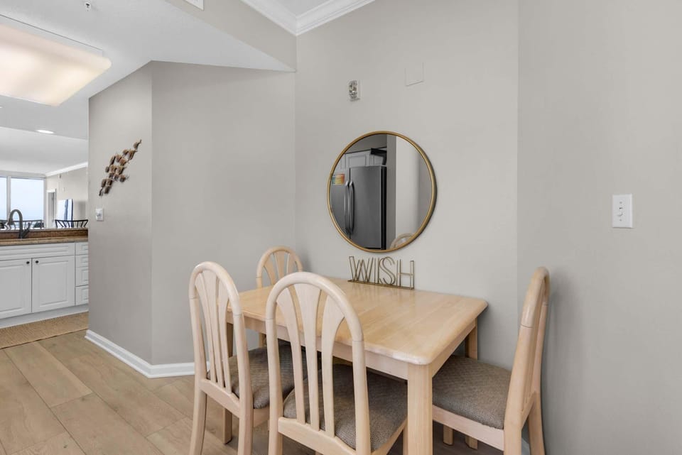 Apartment, Multiple Beds (The Pearl 1201) | Dining