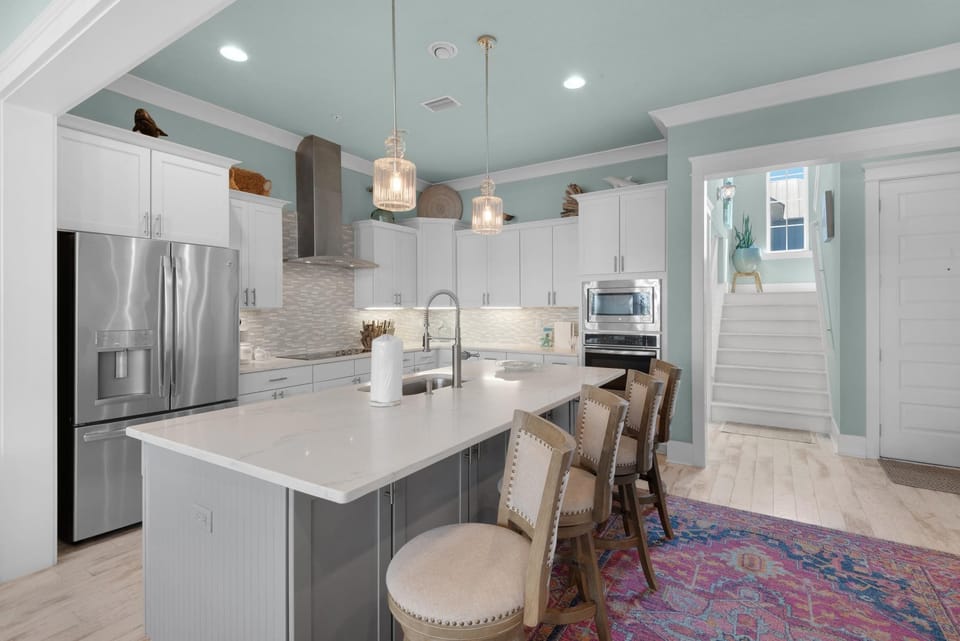 House, Multiple Beds (Dream Maker) | Private kitchen | Oven, toaster, paper towels