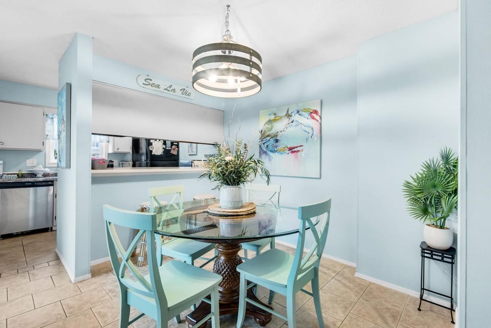 Condo, Multiple Beds (Boardwalk B2) | Dining