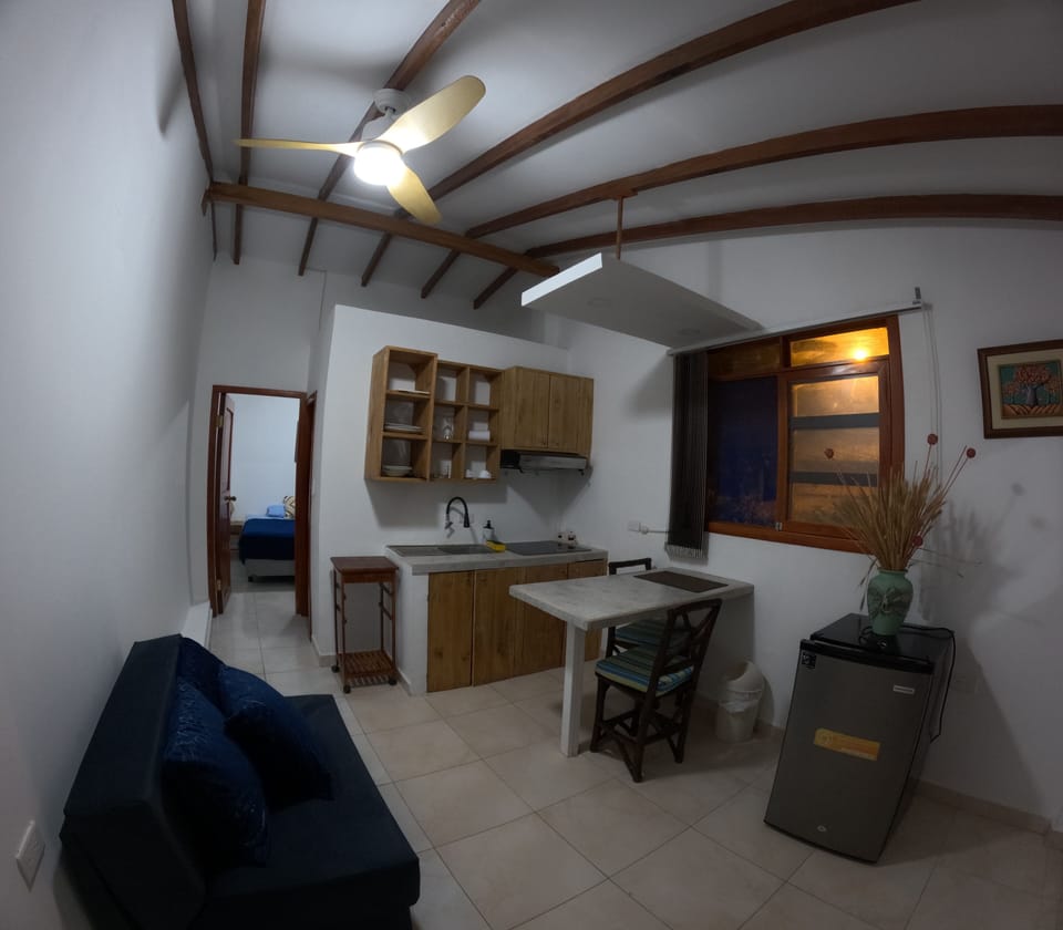 Comfort Studio Suite, Non Smoking | WiFi (free), bed sheets