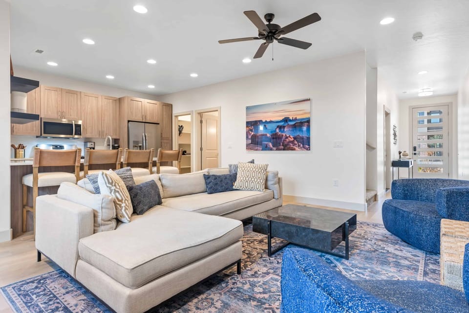 Townhome, 3 Bedrooms | Living area | Smart TV