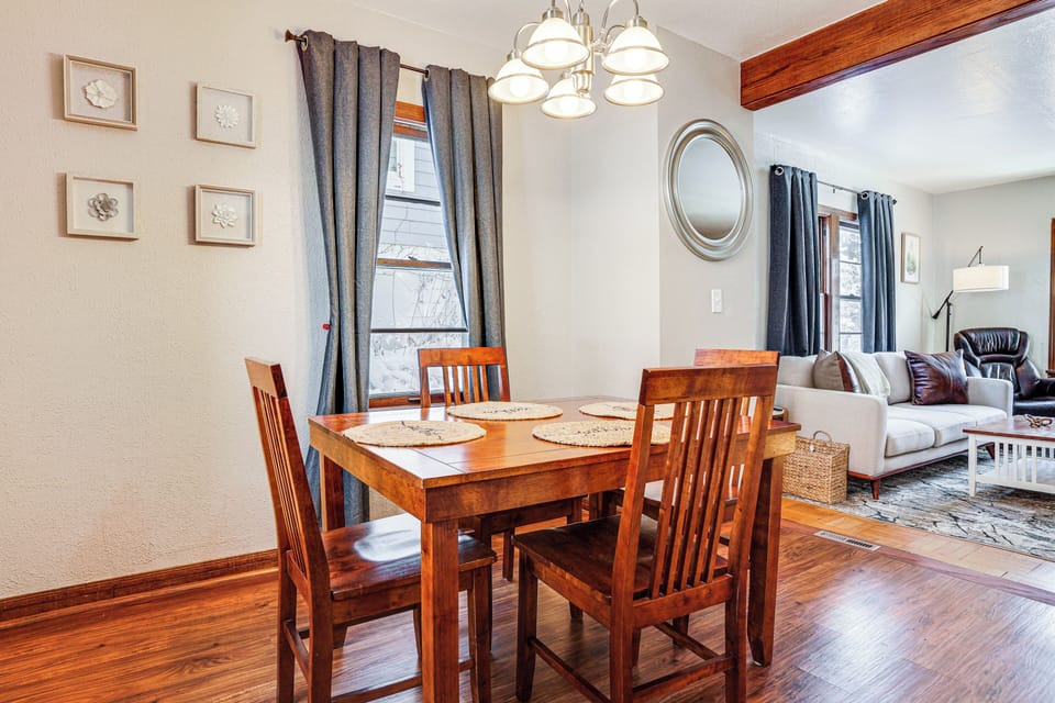 House (2 Bedrooms) | Interior