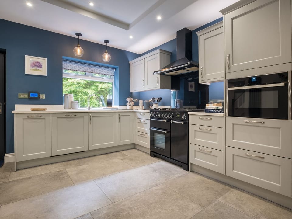 Fridge, dishwasher, electric kettle, toaster