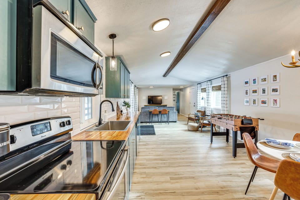 House (2 Bedrooms) | Interior