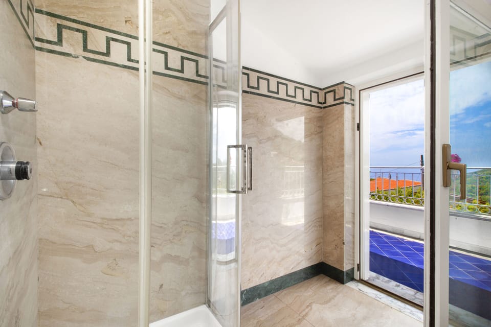 Exclusive Villa, Private Pool, Sea View | Bathroom | Free toiletries, hair dryer, bidet, towels