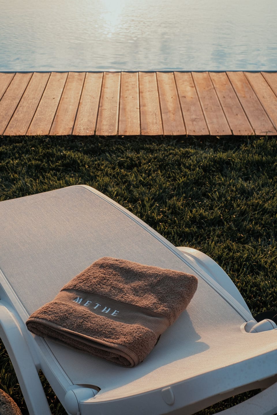 Seasonal outdoor pool, pool umbrellas, sun loungers
