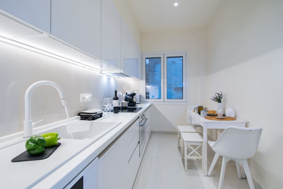 Fridge, microwave, oven, dishwasher