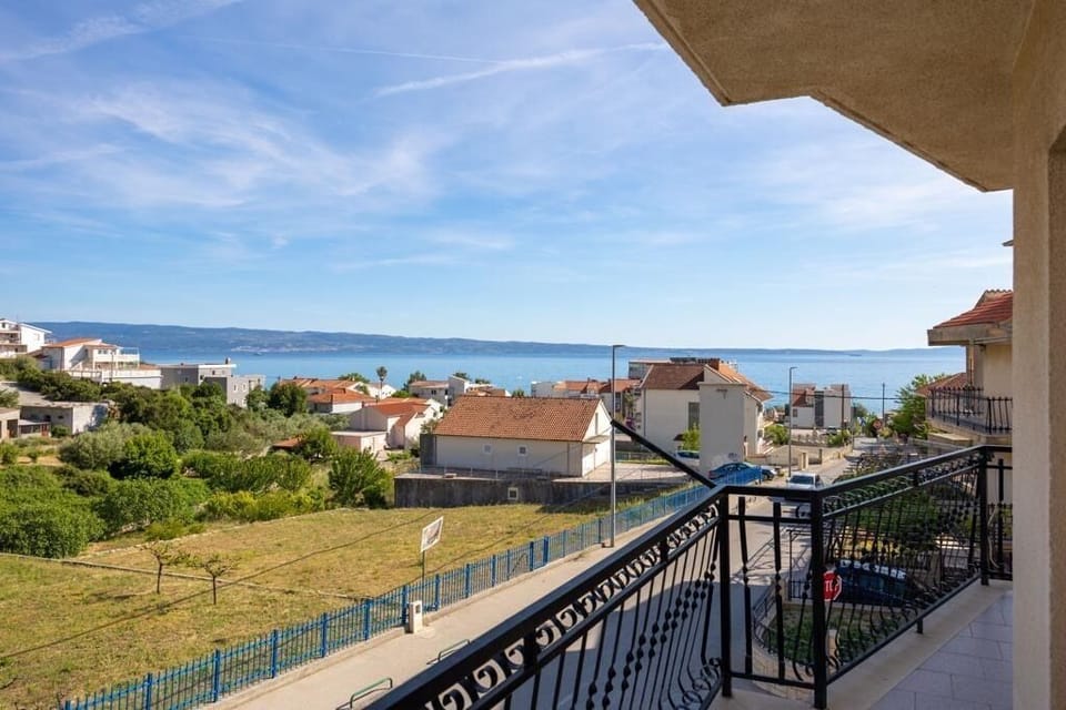 Apartment | Balcony